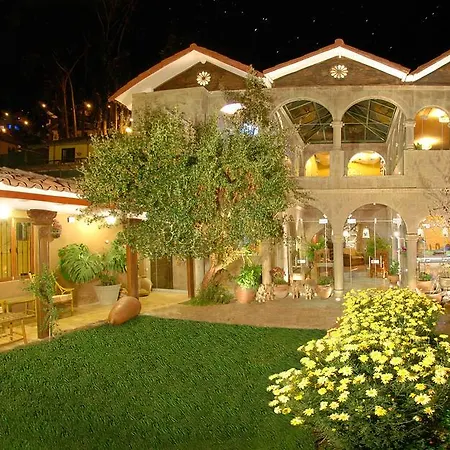 Garden Of San Blas Hotel